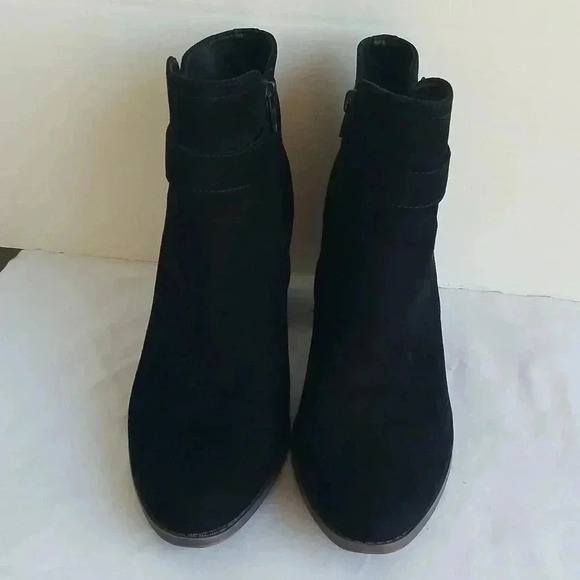 Universal thread Black vegan suede inner zip booties 10 - Picture 2 of 10